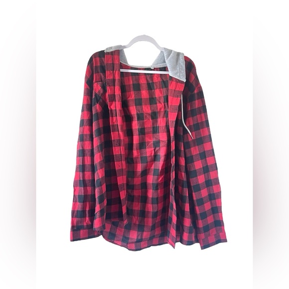 Red/Black Plaid Button up Shacket - Picture 1 of 4
